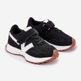 Gyermek tépőzáras tornacipő, fekete 1 Gyermek tépőzáras tornacipő, fekete 1