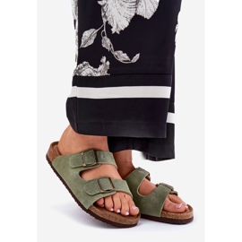 Big Star Női velúr papucs nagy csillaggal RR274A393 zöld bilincsekkel 1