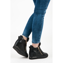 Fekete tornacipő cipzárral 2