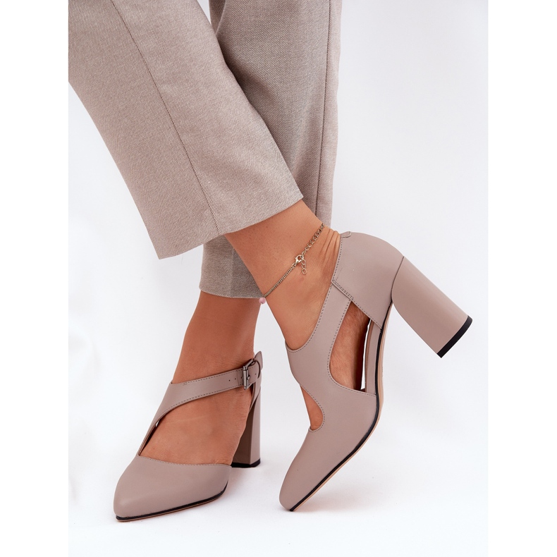 Vinceza Bőrszivattyúk az oszlopon Vince 91133 szürke bilincsel 2