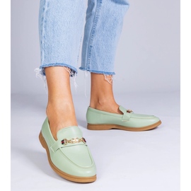 Zöld mokaszinok arany díszítéssel 1