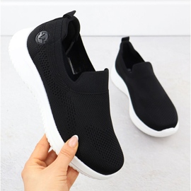 A női sportcipő csúszott a fekete Vinceza 17367 -es fekete Vinceezában 1