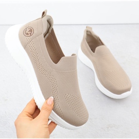 Vinceza A női sportcipő csúsztatta be a Béig Vince -t 17367 bézs 1