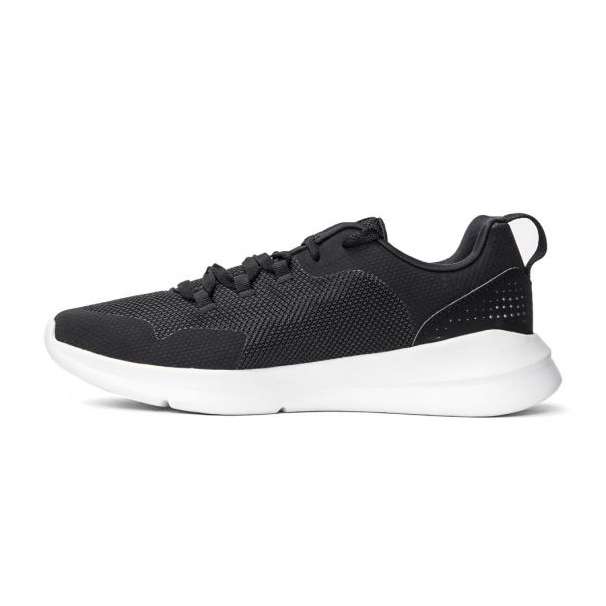 Under Armour Armor alatt UA vádolt üldözés 4 3028254-001 cipő fekete 1