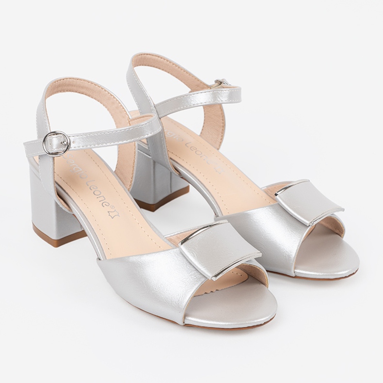 Sergio Leone Szandál a nők oszlopán, nyitott ezüst sarokkal 1