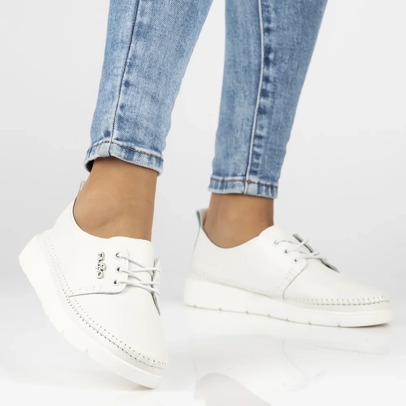 Filippo DP6747/25 WH bőr cipők fehér 2