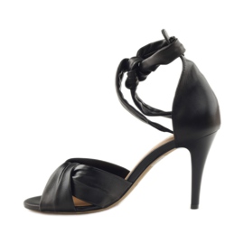 Fekete Badura 4650 női szandál 2