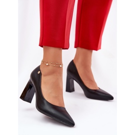 Elegáns szivattyúk a Vinceza 62221 fekete állványon 2