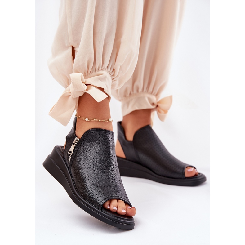 Jezzi Női fekete szandál ékeken 2