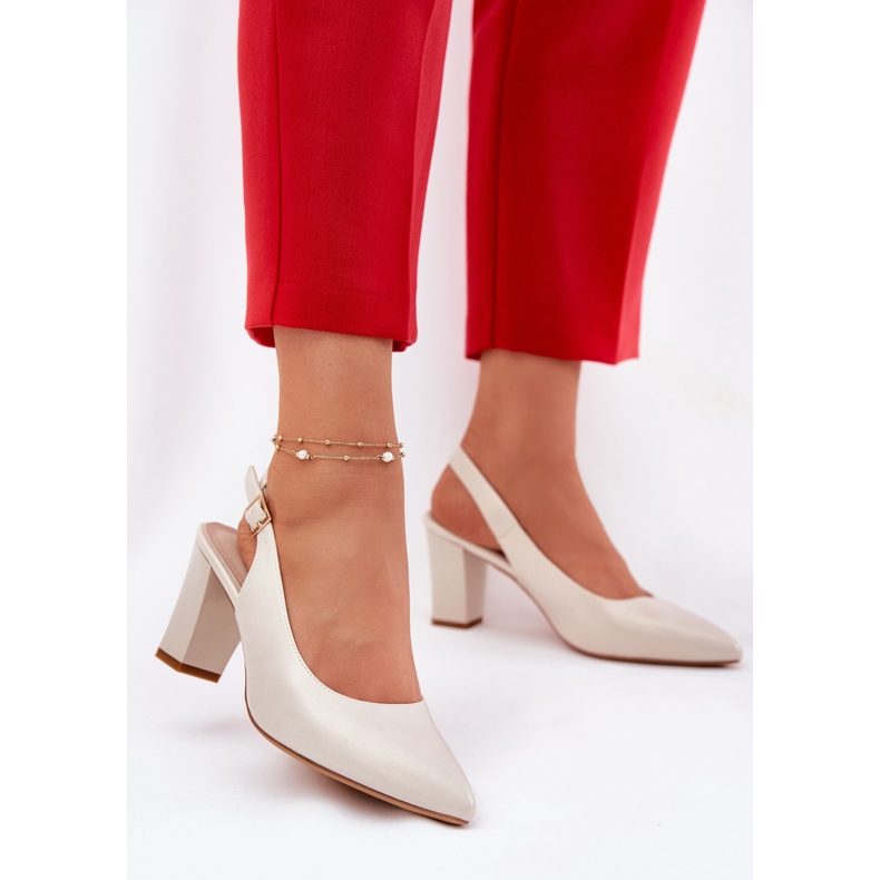 Kényelmes szivattyúk a Sergio Leone SK162 gyöngy oszlopon bézs 2