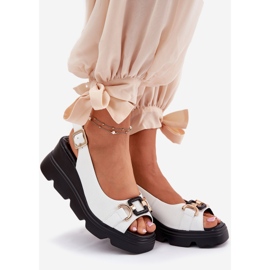 ARTIKER Női bőr szandál ékön és platformon dekorációs Artker 56C1588 Fehér 1