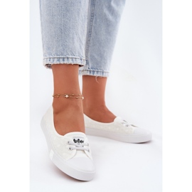 Cipők női cipők hímzéssel Lee Cooper LCW-25-31-3447l White fehér 2