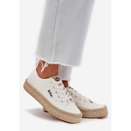 Női cipők Lee Cooper LCW-25-44-3217 zsinórral fehér 1