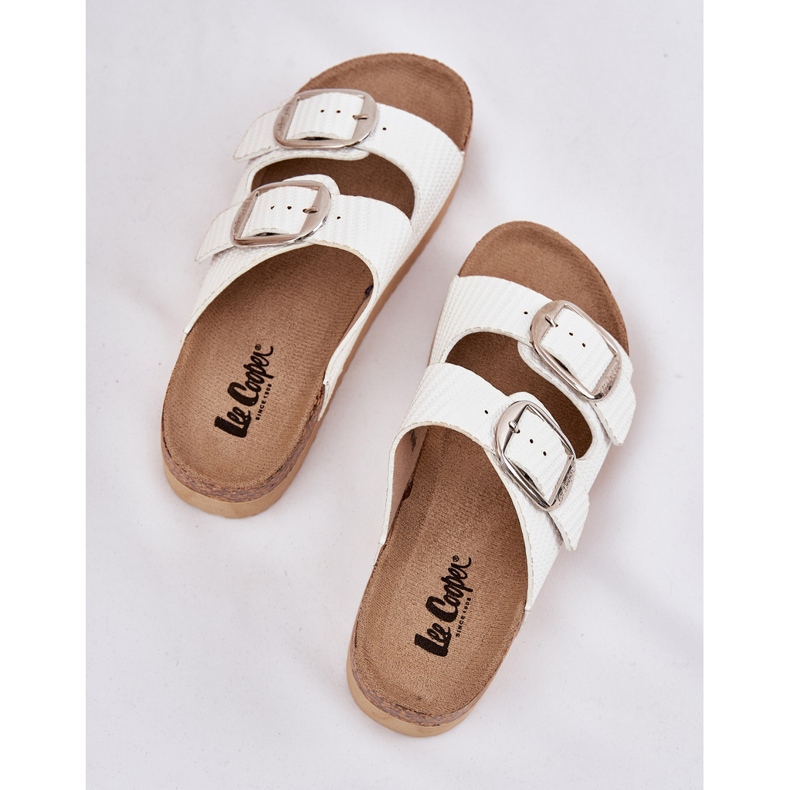 Női platform flip flopok Lee Cooper LCW-25-35-3496L fehér csatokkal 2