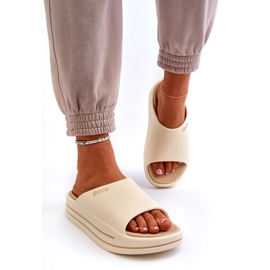 Női papucsok a Big Star platformon NN274A034 Bézs 1