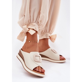 Női bőr papucs flops artiker 56c2145 könnyű bézs 2