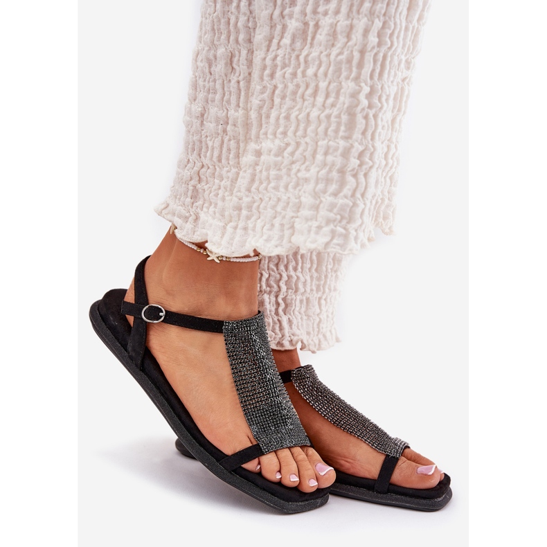 Lapos elegáns női szandál Artiker 56C1370 kristályokkal fekete 1