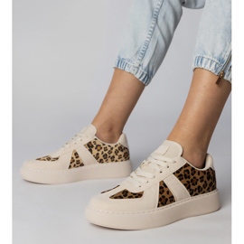 Bézs-oszlopos női cipők 1