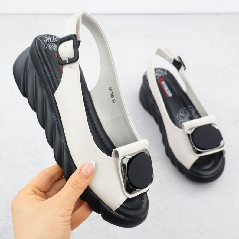 Női bőr szandál ékkrém artiker 56C1565 tejszínes 1