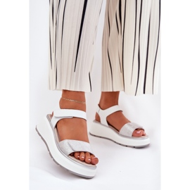 S.Barski Női bőr szandál platform és tépőzáras ékek S. Barski LR51-543 Ezüst 2