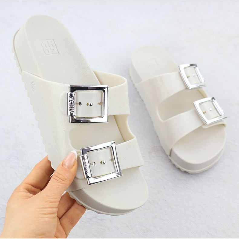 Női papucs flopok csat medence tengerparti csatokkal Zaxy RR285056 tejszínes 1