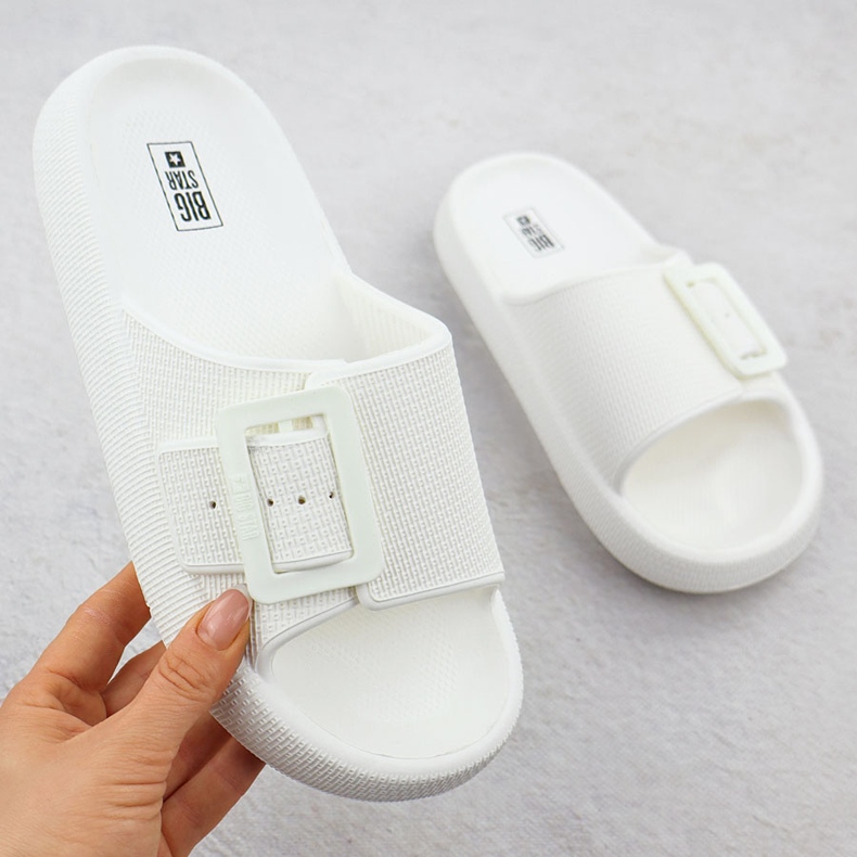 Big Star A női sport papucs egy vastag fehér talpon lévő nagy csillagon RR274A584 1