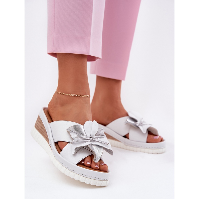 ARTIKER Női bőr ékek dekoratív virág Artker 54C0538 Fehér és ezüst 2 ARTIKER Női bőr ékek dekoratív virág Artker 54C0538 Fehér és ezüst 2