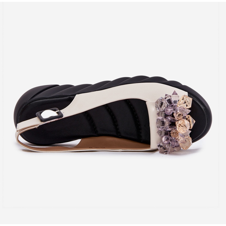 Női bőr szandál Artiker 54C1627 kristályokkal bézs 2