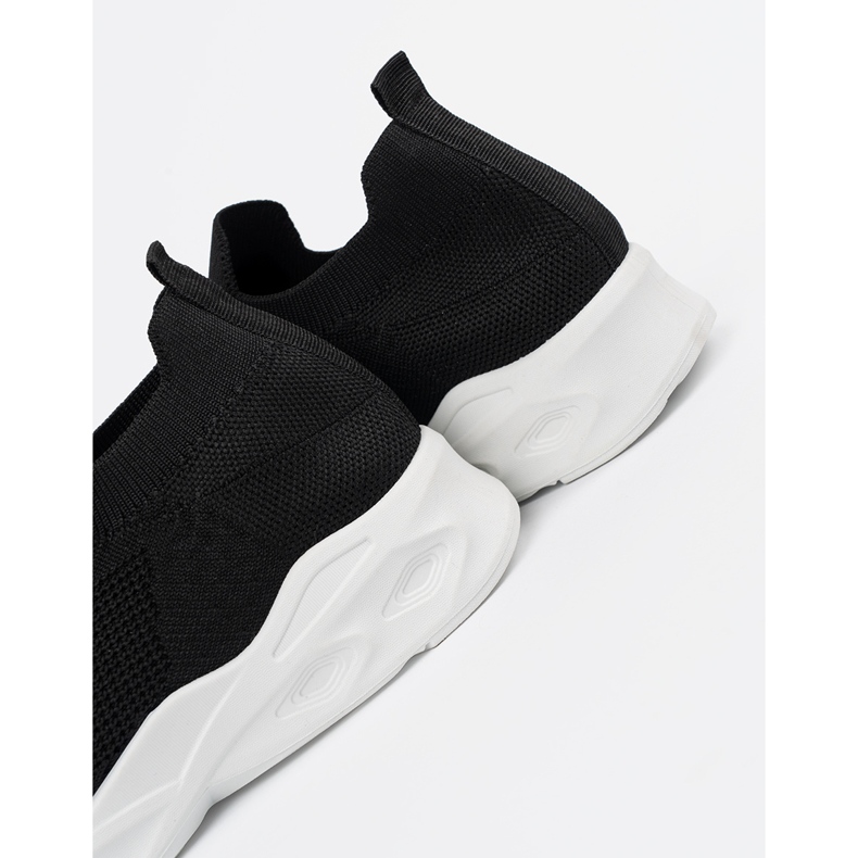 Női sportcsizma, fekete csúszott 2