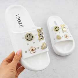 Vinceza Hab papucs flopok a medence strandján a fehér platformon díszített Vinceeza 76055 1