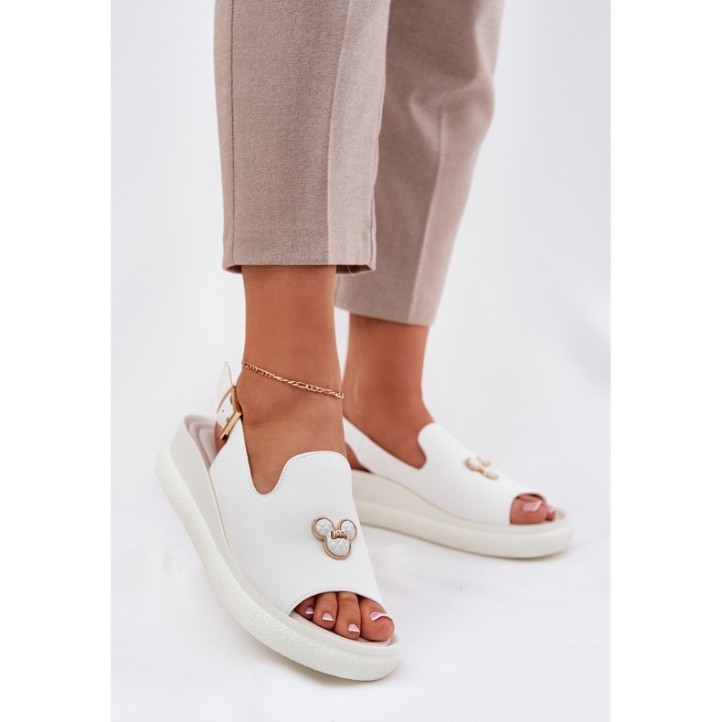 Vinceza Női bőr szandál VinZ 66757 fehér dekorációjával 2