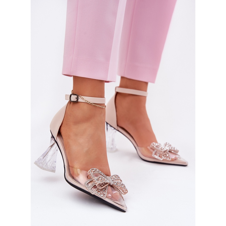 Elegáns szivattyúk VinceZa 62212 bézs íj 2