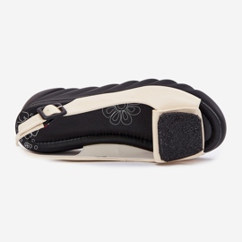 Bőr lakkozott női szandál ősi dekorációval Artiker 56C1567 bézs 2