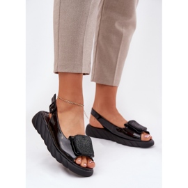 ARTIKER Bőr lakkozott női szandál ékkel, dekorációs Artker 56C1564 fekete 2