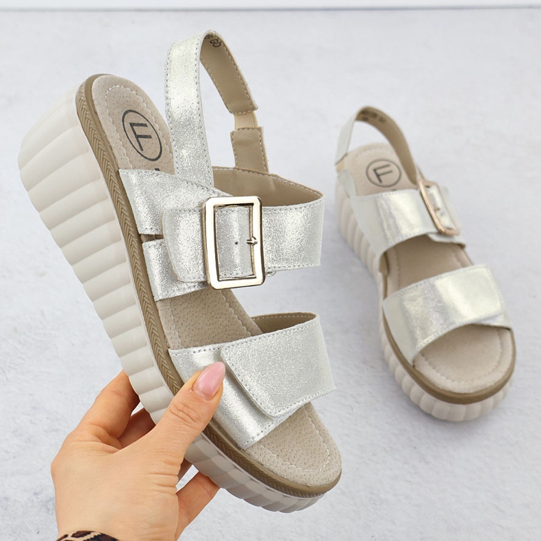 Filippo 7040 bőr női bőr szandál aranysárga 1