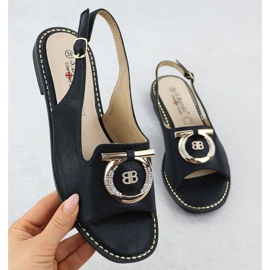 S.Barski Lapos női szandál dekorációval Czarne S. Barski Kv51-003 fekete 1