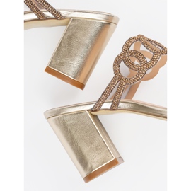 Arany papucs a Sergio Leone Poston aranysárga 1