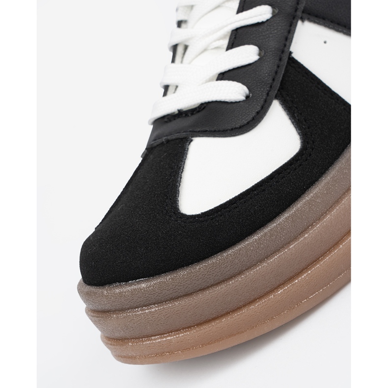 Shelvt Fekete-fehér platform tornacipő 1