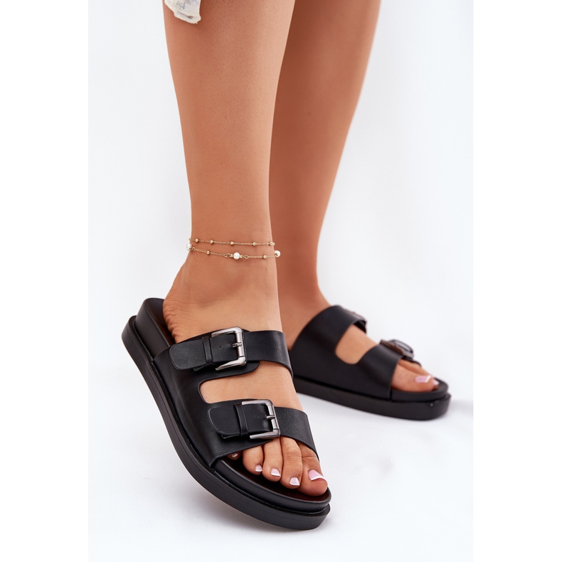 EVento Női papucs arany csatokkal fekete csat 2 EVento Női papucs arany csatokkal fekete csat 2