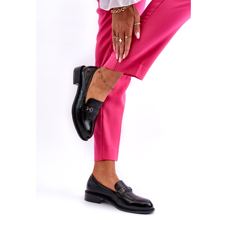 Vinceza Női lakkozott fekete cipő díszes 3