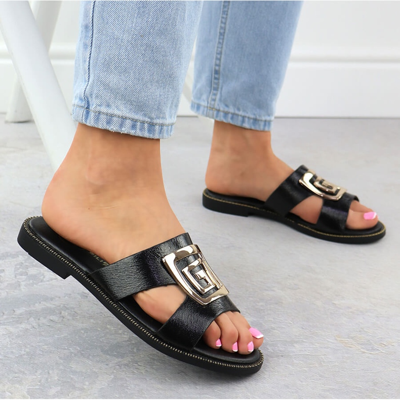 Fekete női papucs fekete Filippo díszítéssel 1