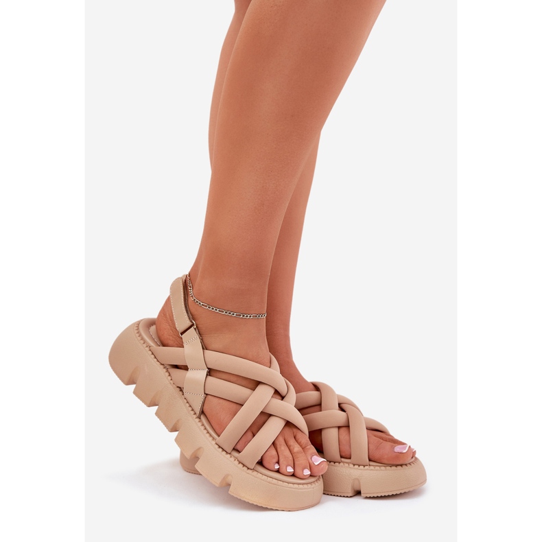 Inna Női szandál a platformon bézs csíkokkal 1 Inna Női szandál a platformon bézs csíkokkal 1