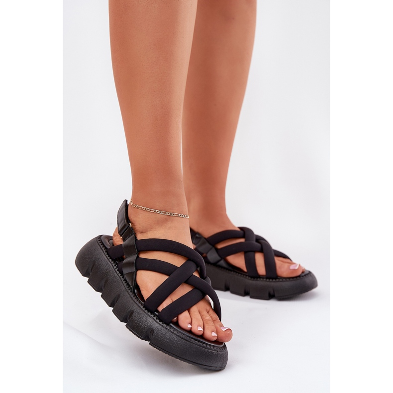 Inna Női szandál a platformon fekete csíkokkal 2 Inna Női szandál a platformon fekete csíkokkal 2