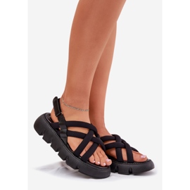 Inna Női szandál a platformon fekete csíkokkal 1