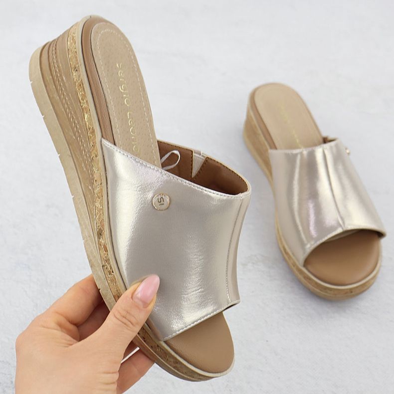 Női papucs flopok az arany ékön Sergio Leone KL-191 aranysárga 1