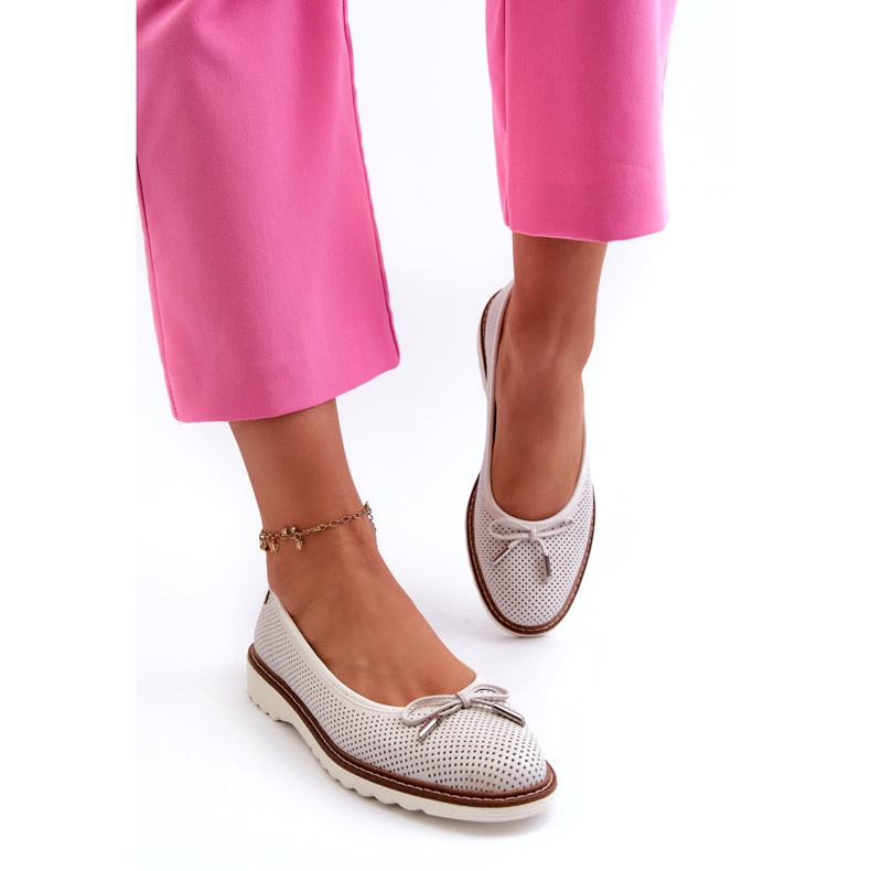 Női áttört balerinacipő természetes bőrből Maciejka P6509-11 fehér 2