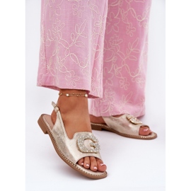 S.Barski Női szandál, az S. Barski Kv51-081 PLN dekoratív részletével aranysárga 2