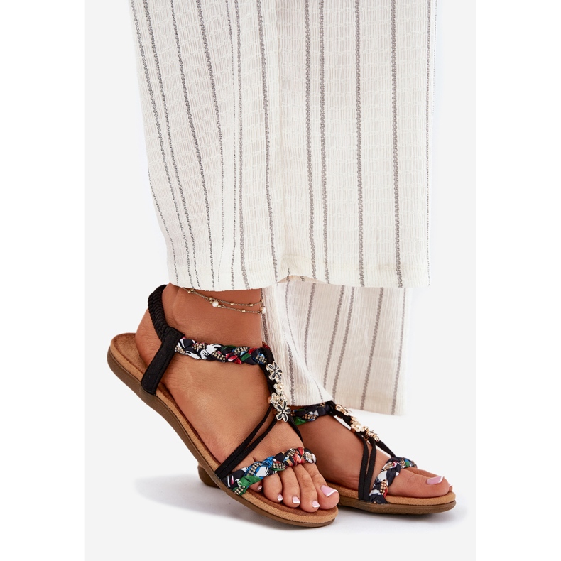 EVento Női szandál csapokkal és fonott csíkokkal fekete 1