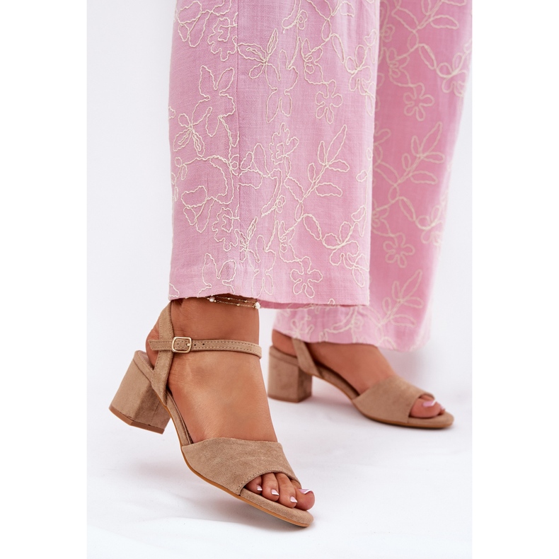 EVento Öko velúr klasszikus női magas sarkú bézs szandál 2