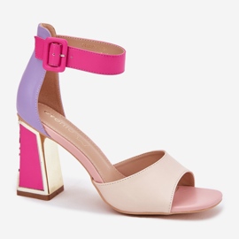 EVento Elegáns női szandál a bézs-rózsaszín poszton 2 EVento Elegáns női szandál a bézs-rózsaszín poszton 2